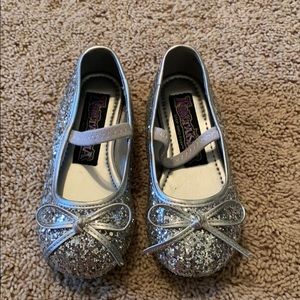 Boutique silver sparkly dress shoes!